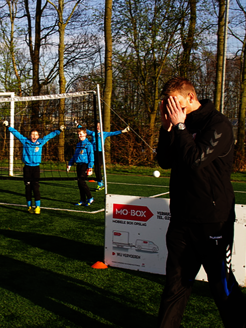goalkeeper training games for young goalkeepers Having fun in goalkeeping and in goalkeeper training games