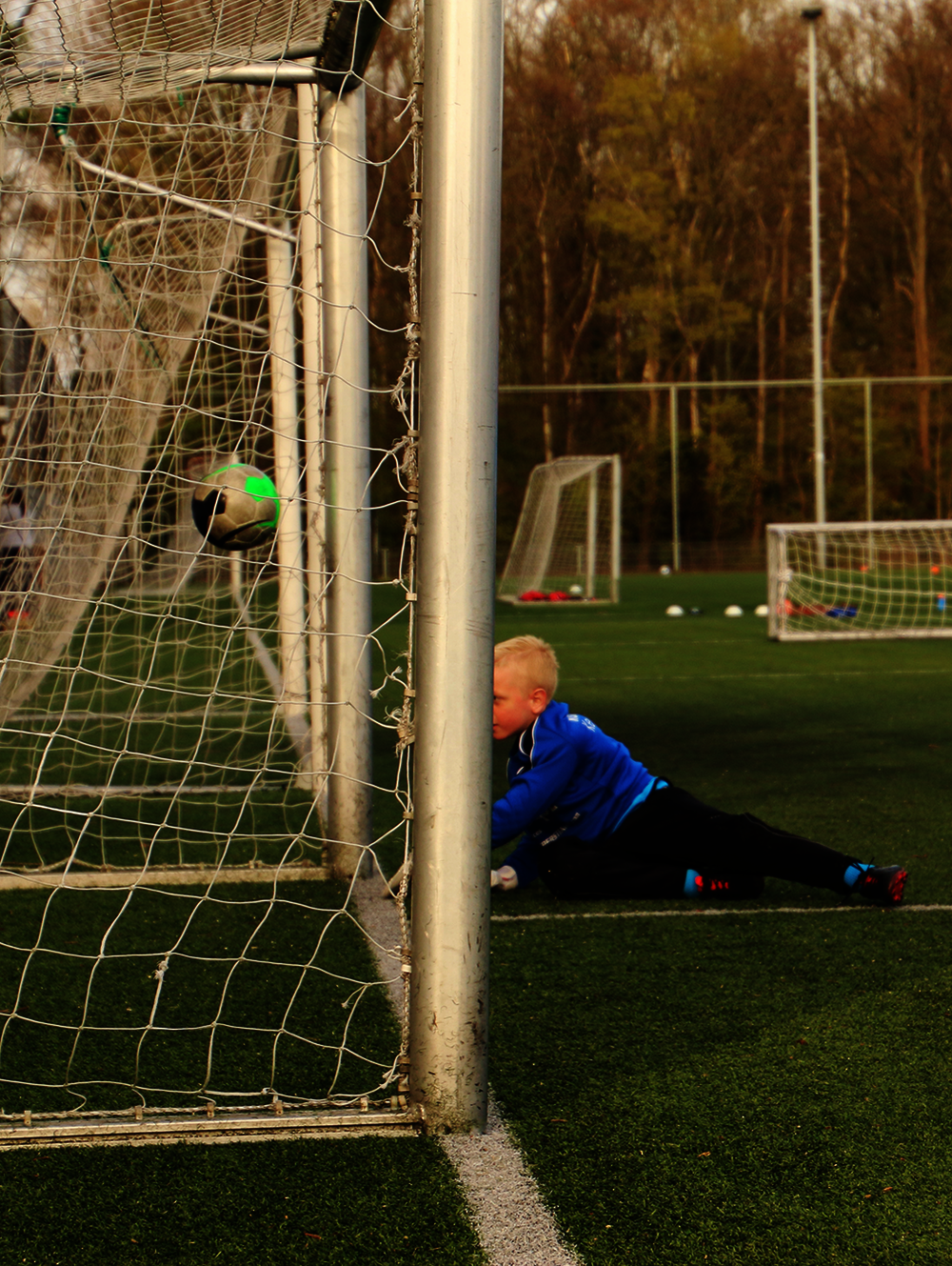 Keeperstraining vaardigheden meer of minder aandacht geven Een keeper kan tijdens de Keeperstraining niet alle ballen even goed verwerken